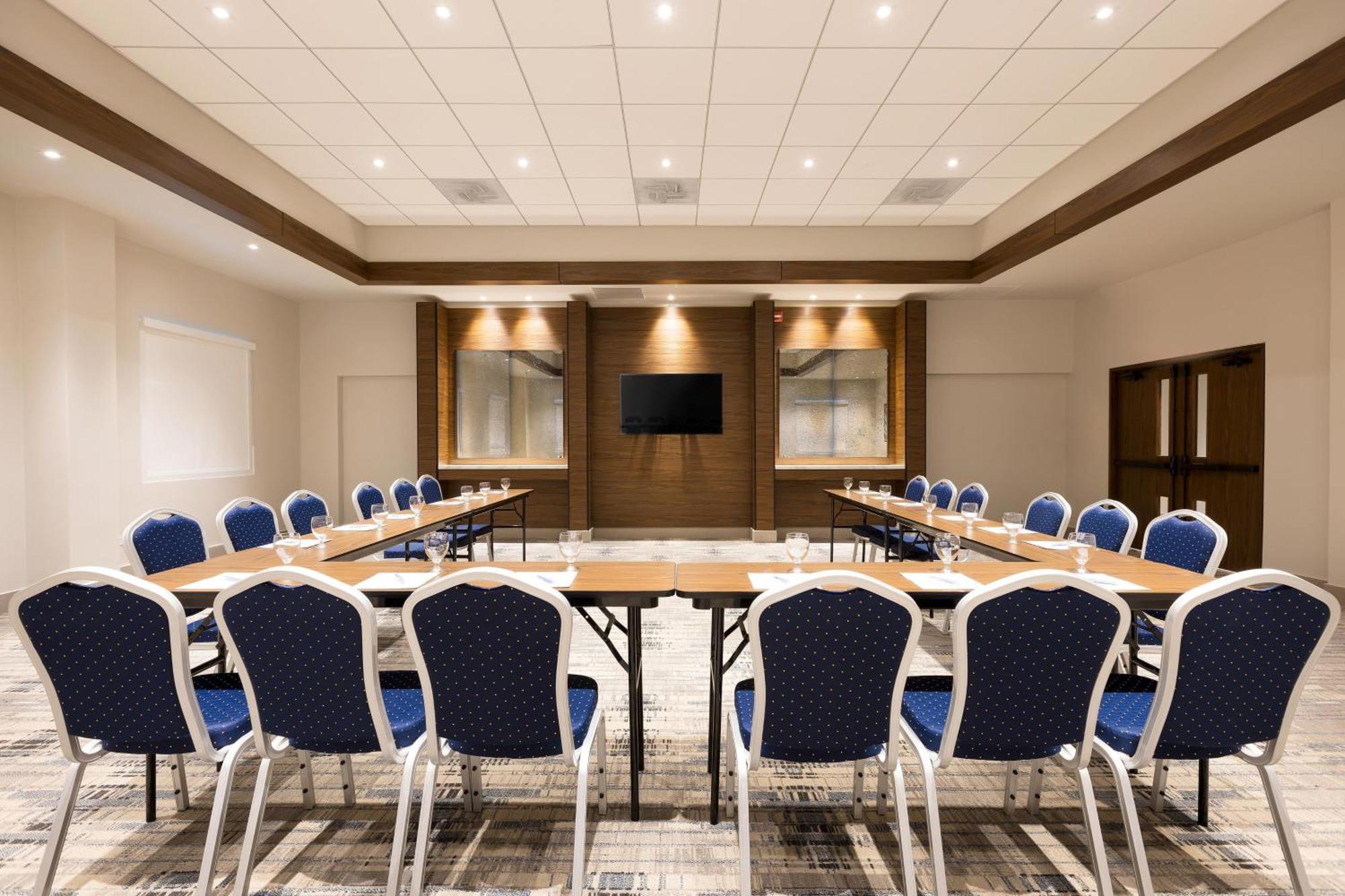 Four Points By Sheraton Caguas Real Exterior photo