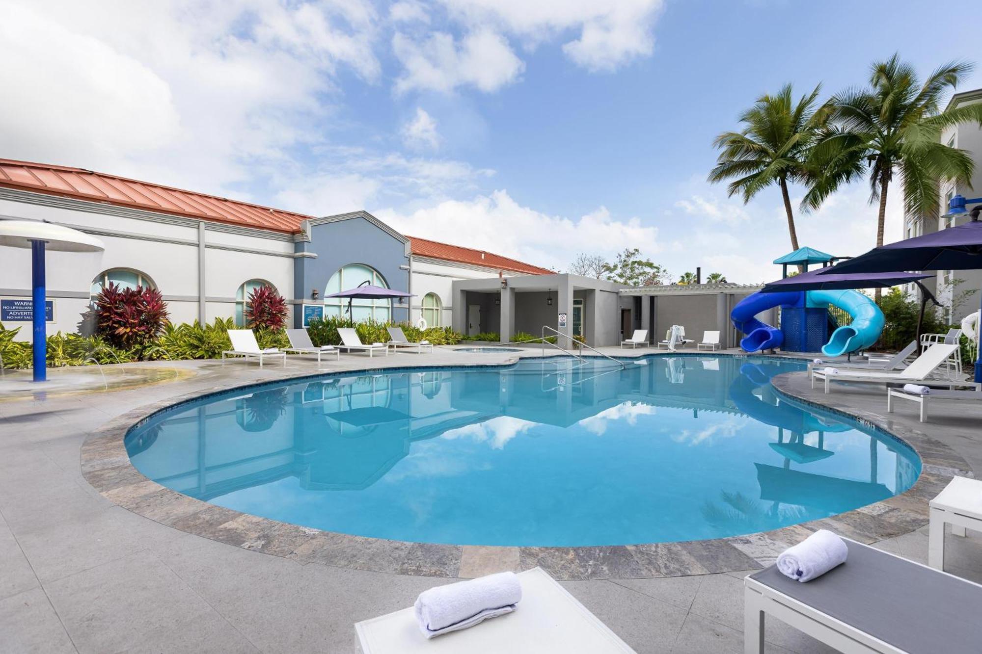 Four Points By Sheraton Caguas Real Exterior photo